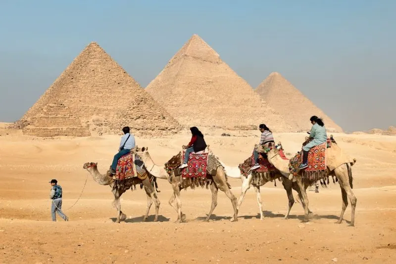 Marvel at the Great Pyramids of Giza during your 15-day Saudi Arabia and Egypt Tour Package.